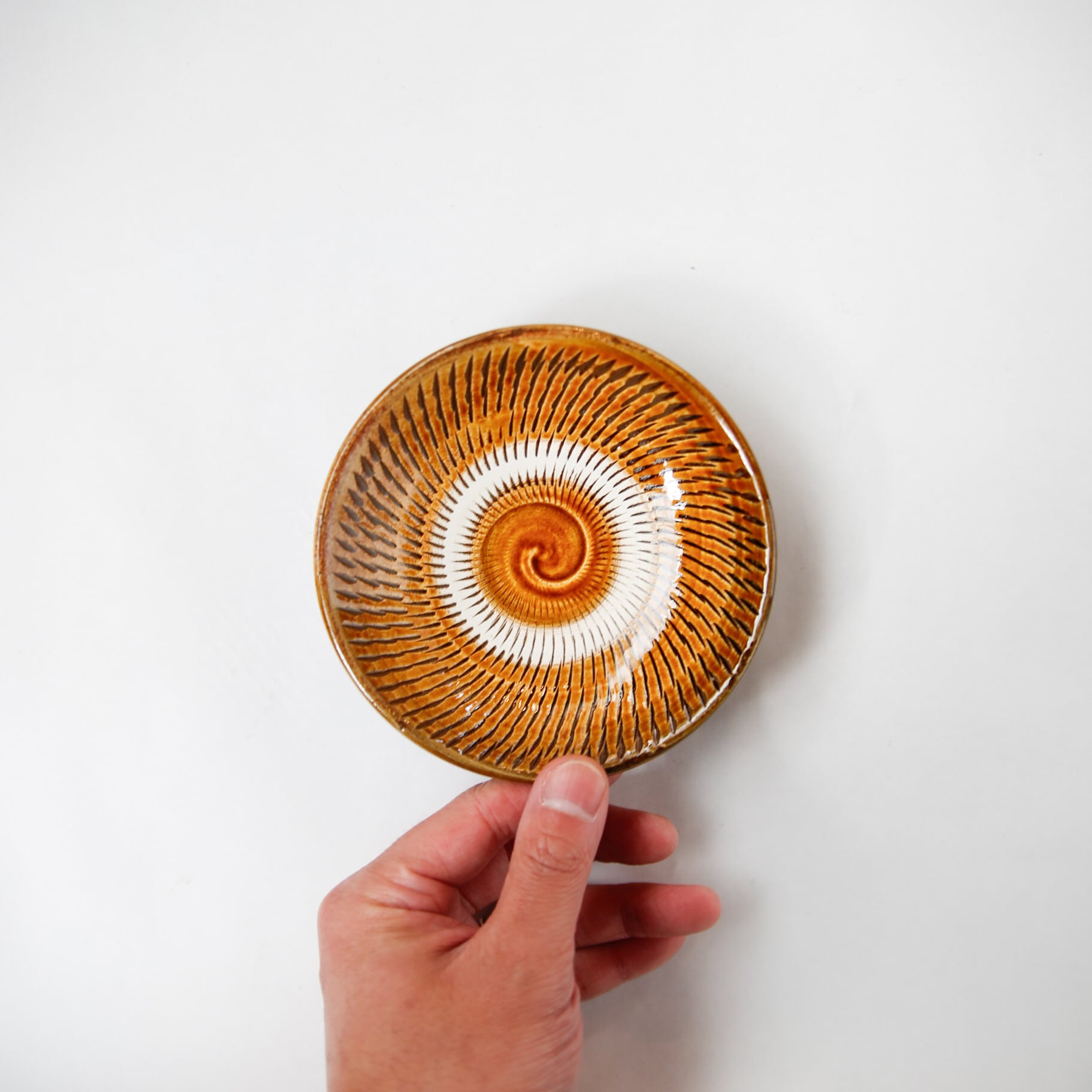 小鹿田焼 - 4寸皿 飛び鉋 / 飴 (made in Japan) | Et cetera