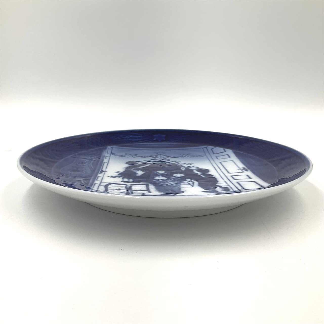 ロイヤルコペンハーゲン】イヤープレート2000年版【箱付き】 | 和光