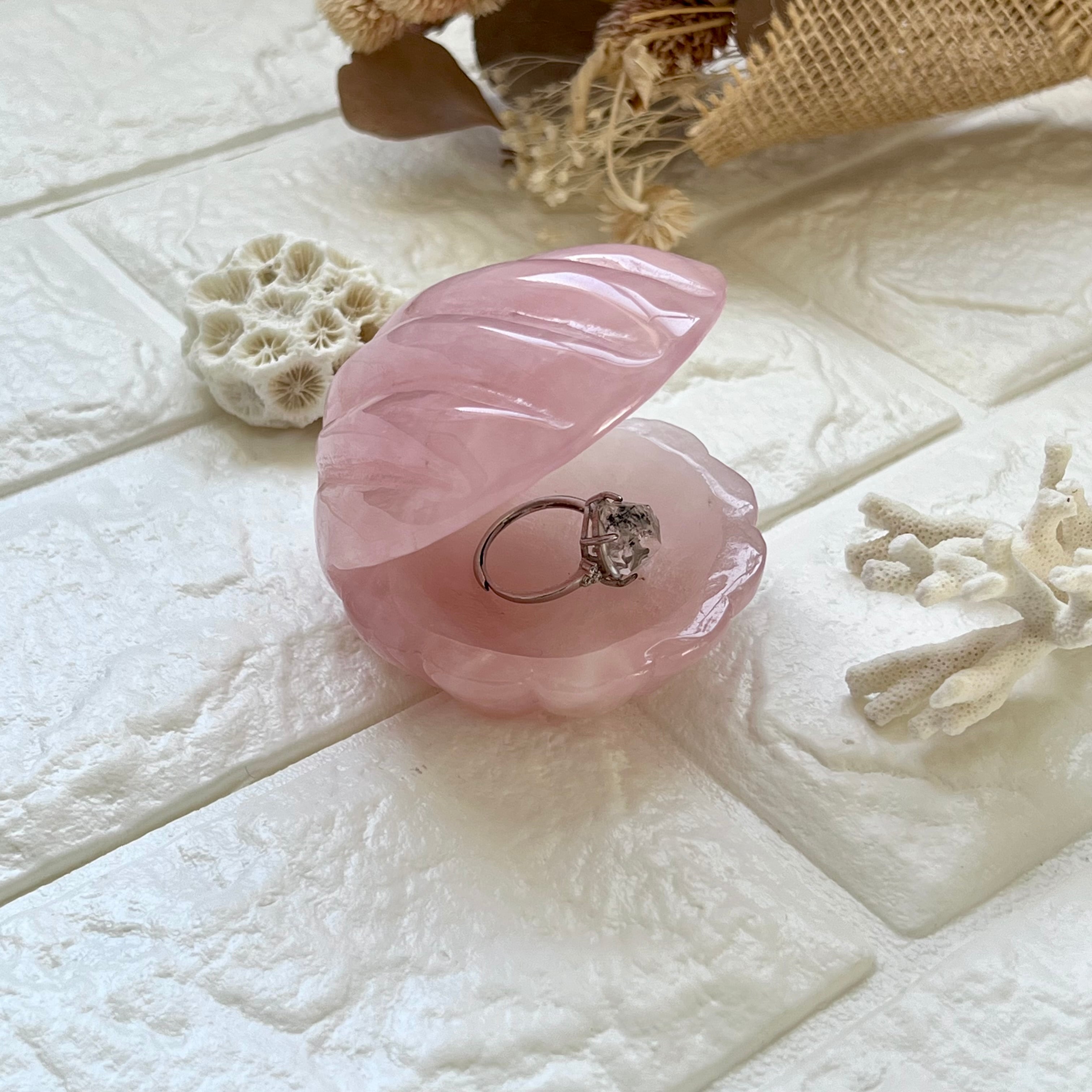 ローズクォーツシェル＊貝殻＊天然石カービング0801＊天然石インテリア