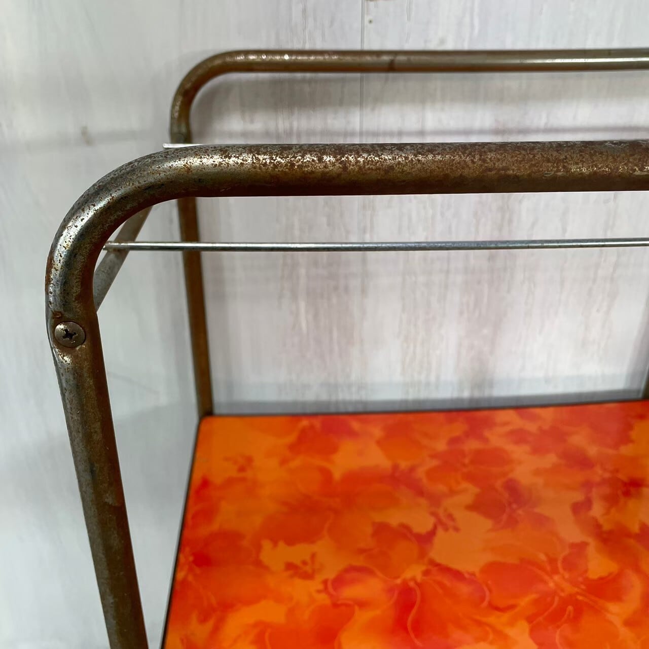 昭和レトロな花柄のキッチンワゴン | meguri