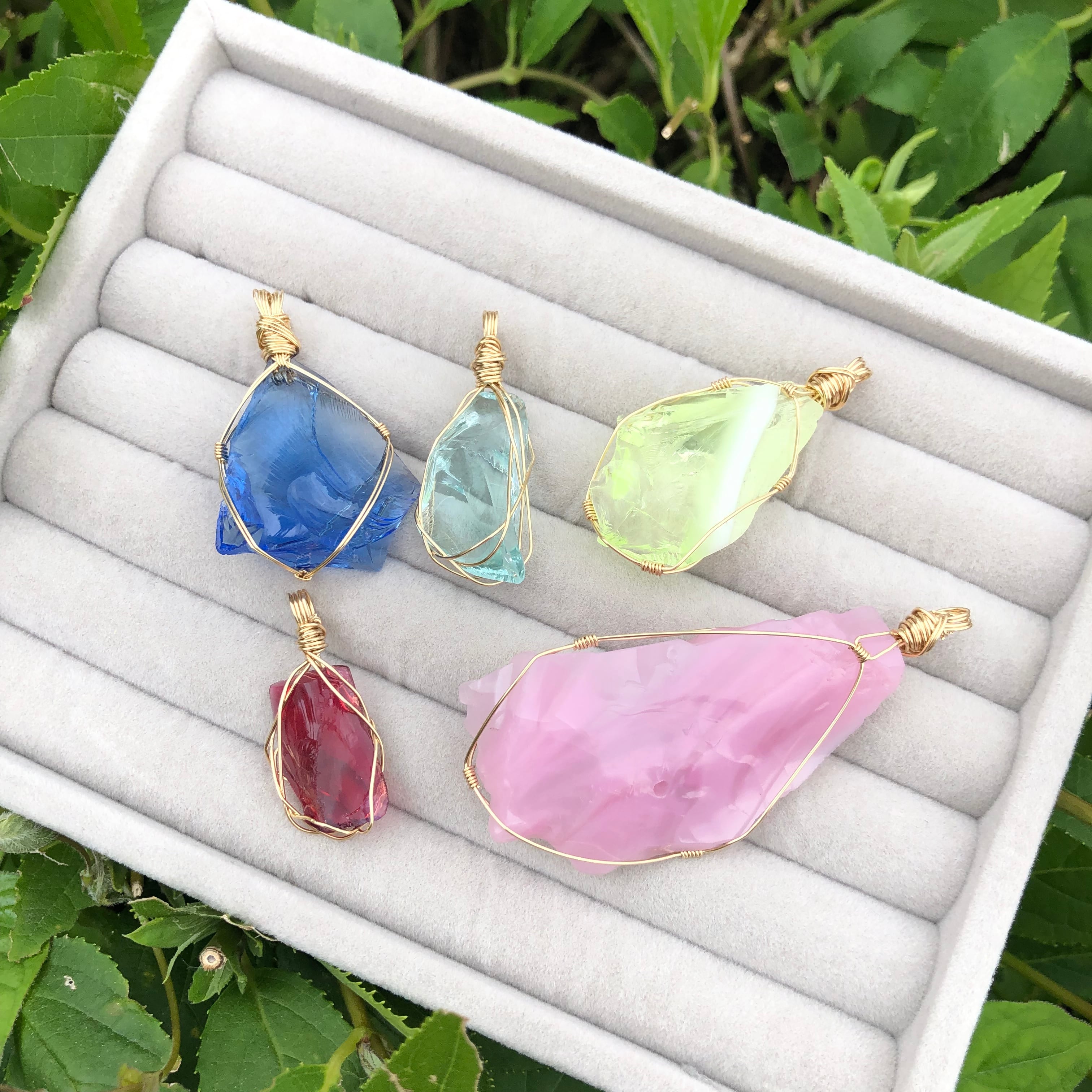 シエラネバダ産アンダラクリスタル スフィア マルチカラー ブルー系