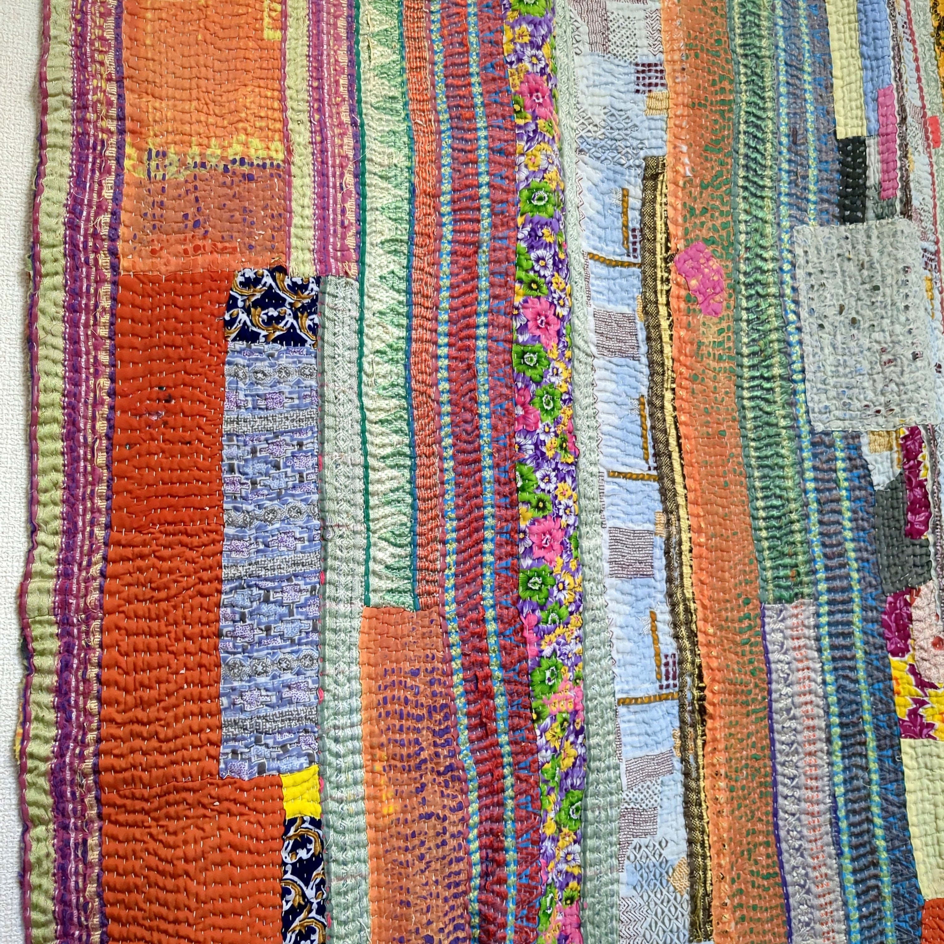 艶やかなパッチワークラリーキルト 刺し子 刺繍布 インド綿