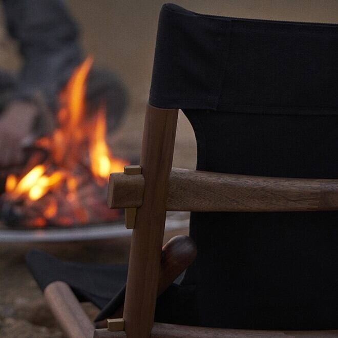 キャンプチェア『KAGURA 火坐』WALNUT | 槙塚鉄工所 ONLINE STORE