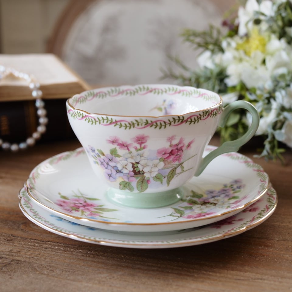 シェリー | antique FEELPORT アンティーク食器の専門店