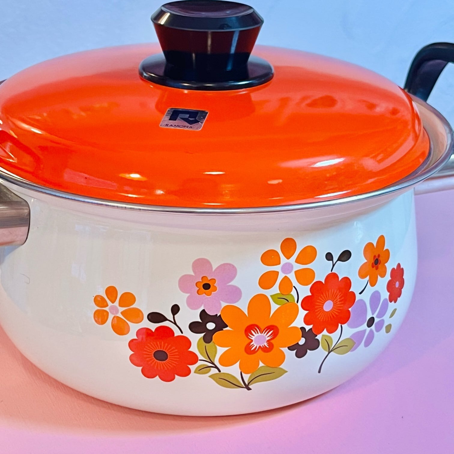 レトロな花柄ホーロー鍋 両手 鍋 オレンジ レトロポップ | 春眠雑貨店