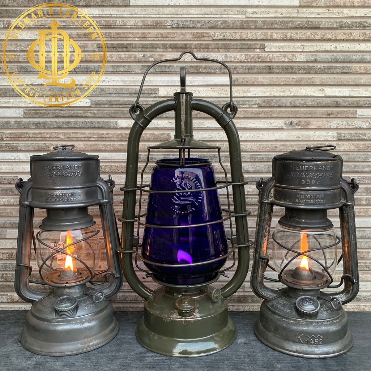 Feuerhand Nr.305 (1927 - 1942) ブルー エンボスガラス ビンテージ