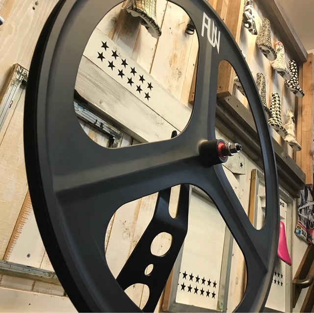 FUN Z3(ジースリー) ホイール 700C フロントホイール単品 3バトン