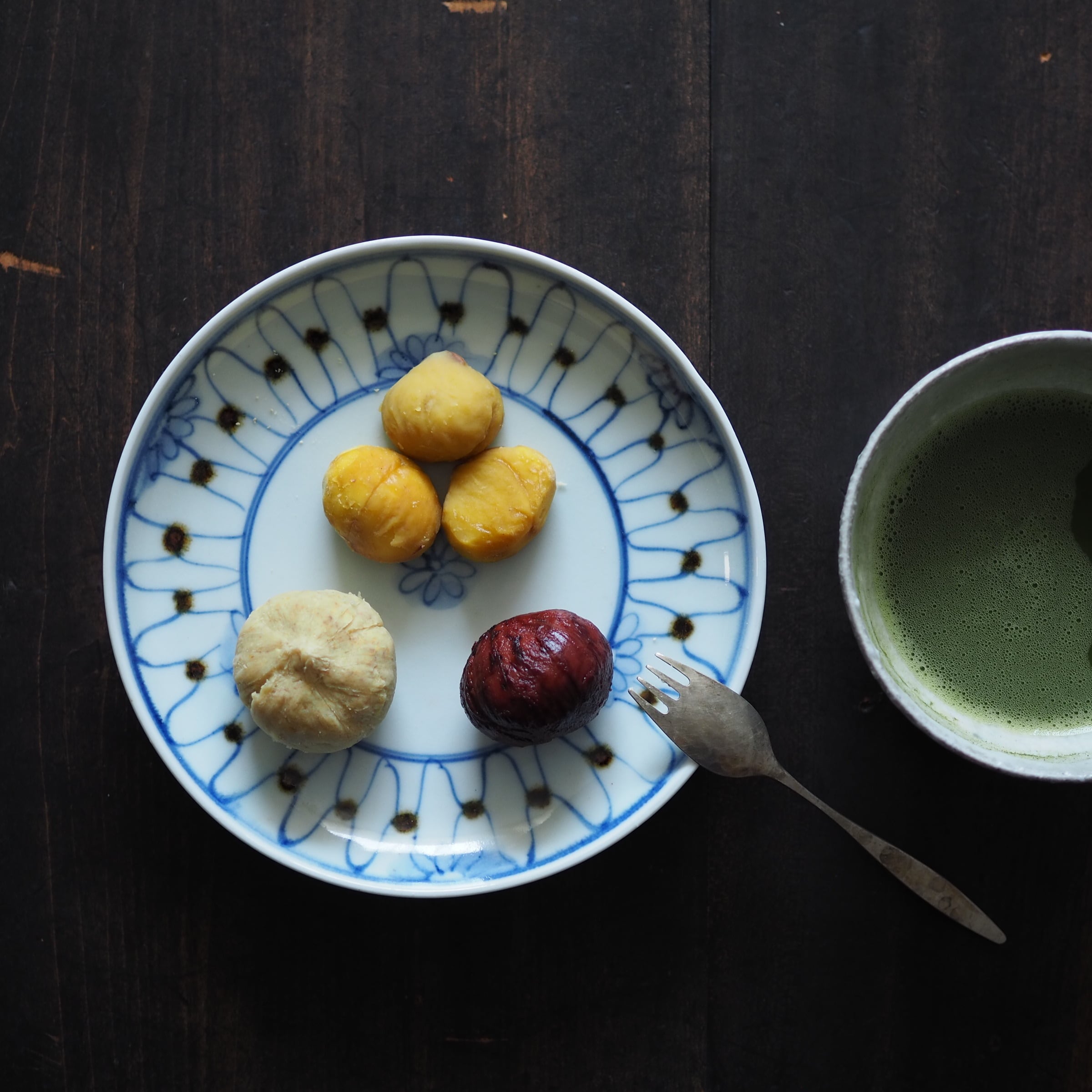 山口利枝 花に網目文6寸皿 | H.works