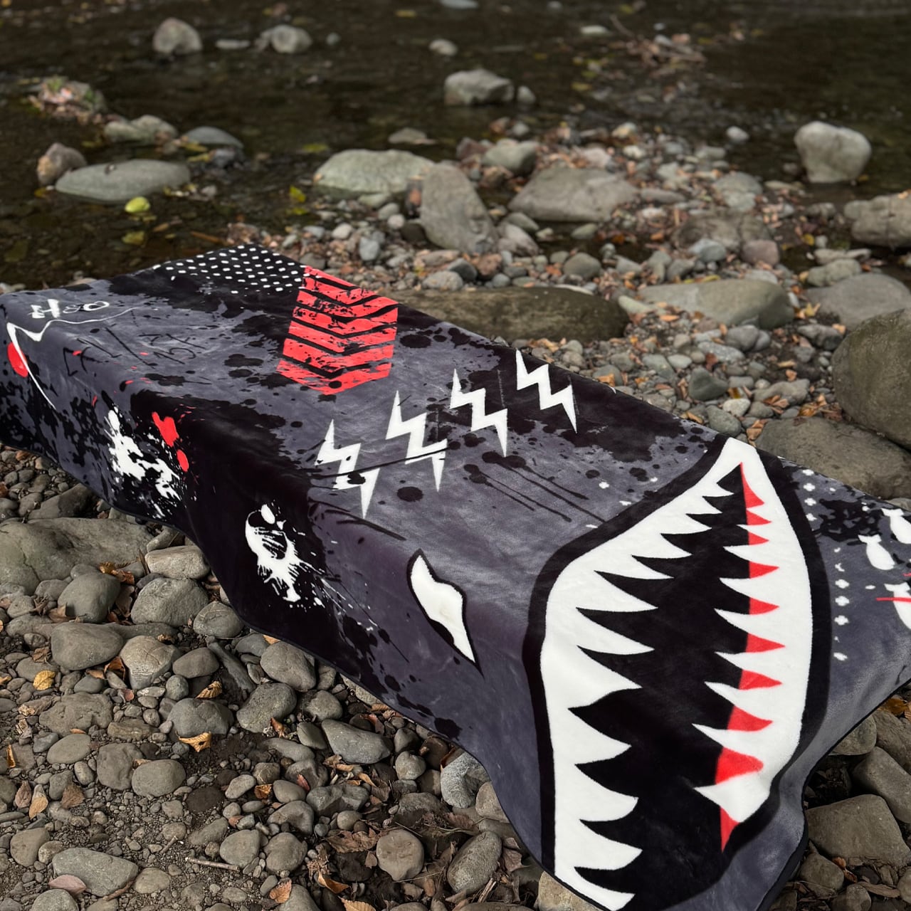 H&O サメ ニューマイヤー毛布2024 140×200 | outdoor MIL's