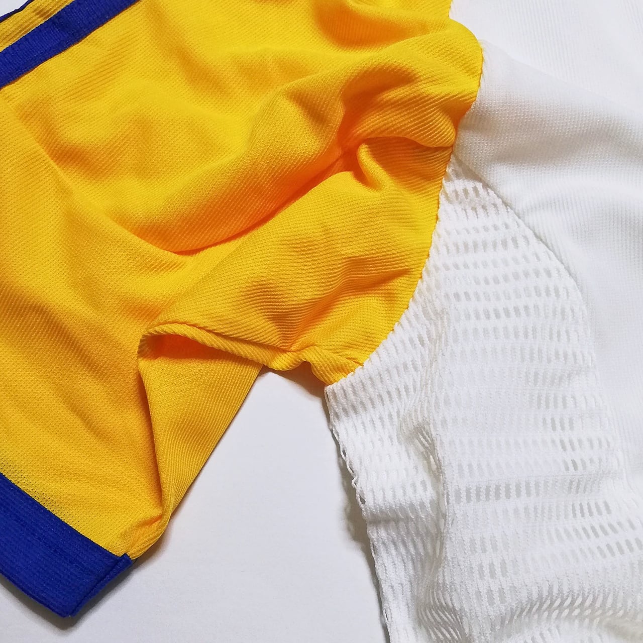 スウェーデン代表 2002 adidas アウェイ半袖 ユニフォーム（インポート