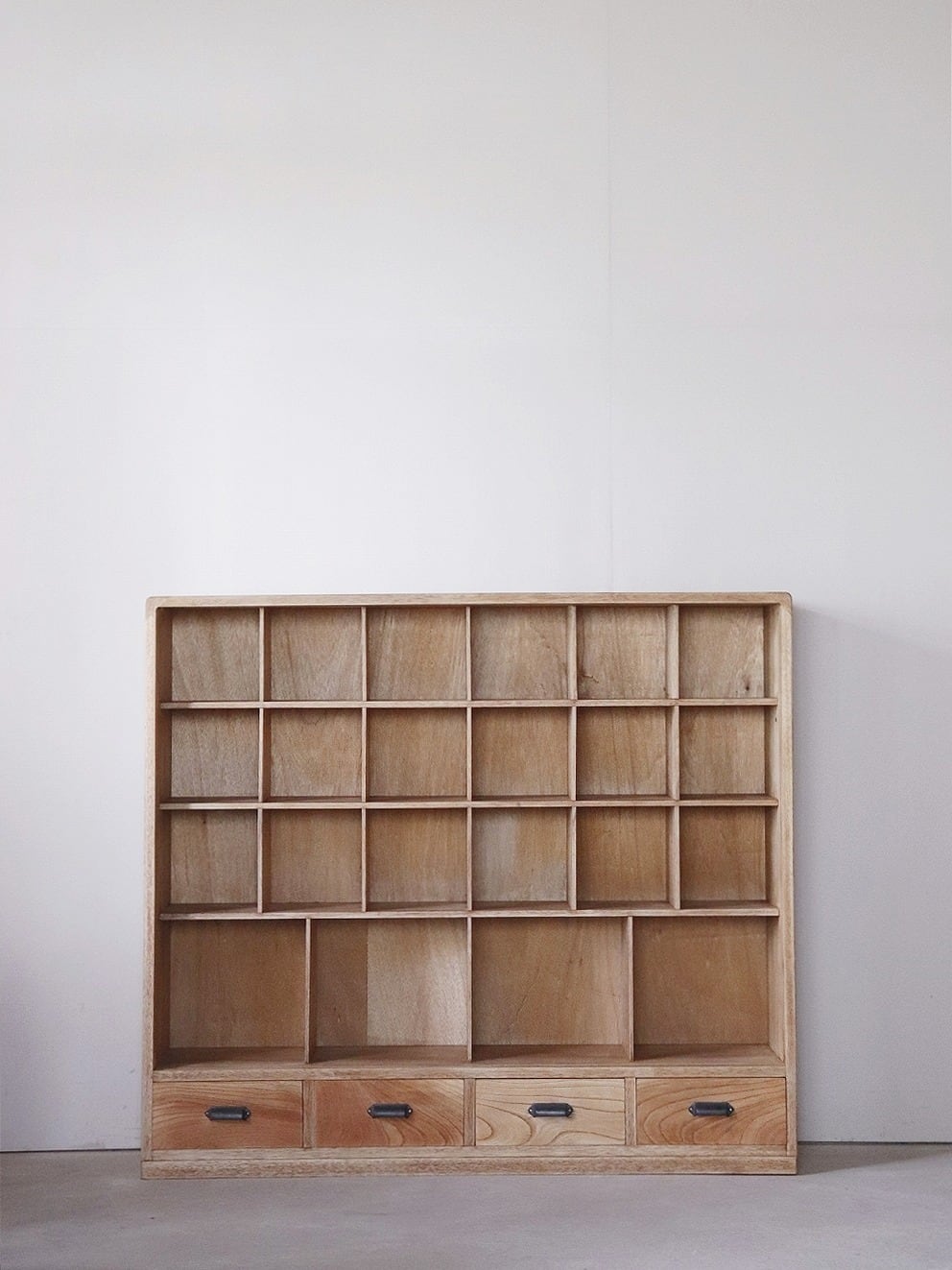 マス目棚 戸無 | アルドマ 古道具・古家具・アンティーク