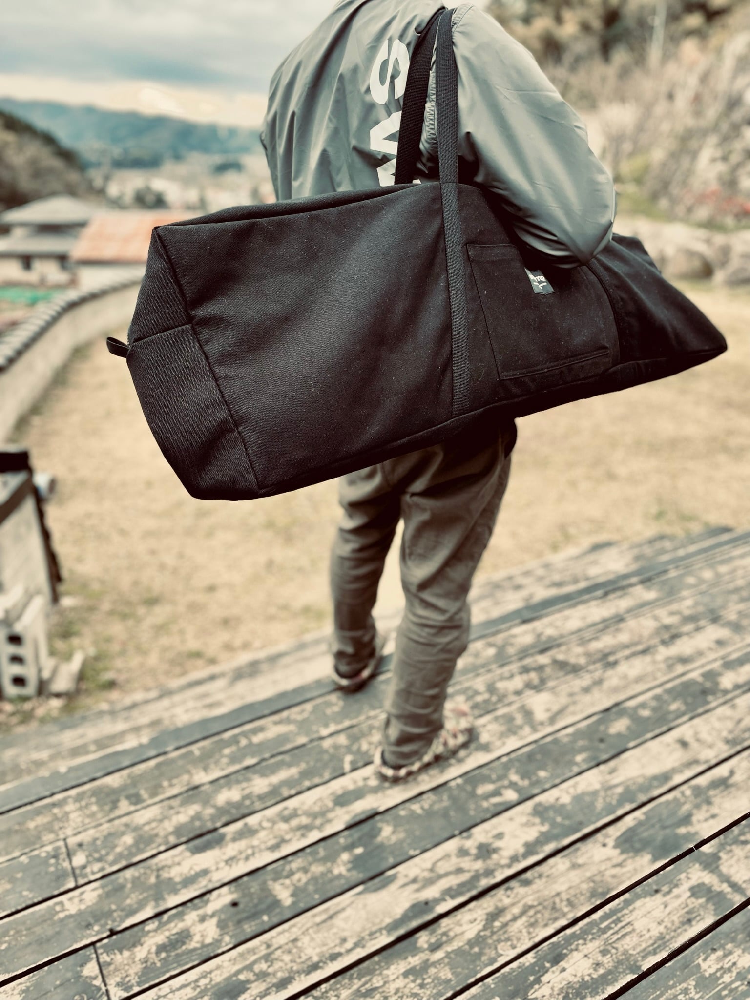 NORA's TABLE CASE | swamp