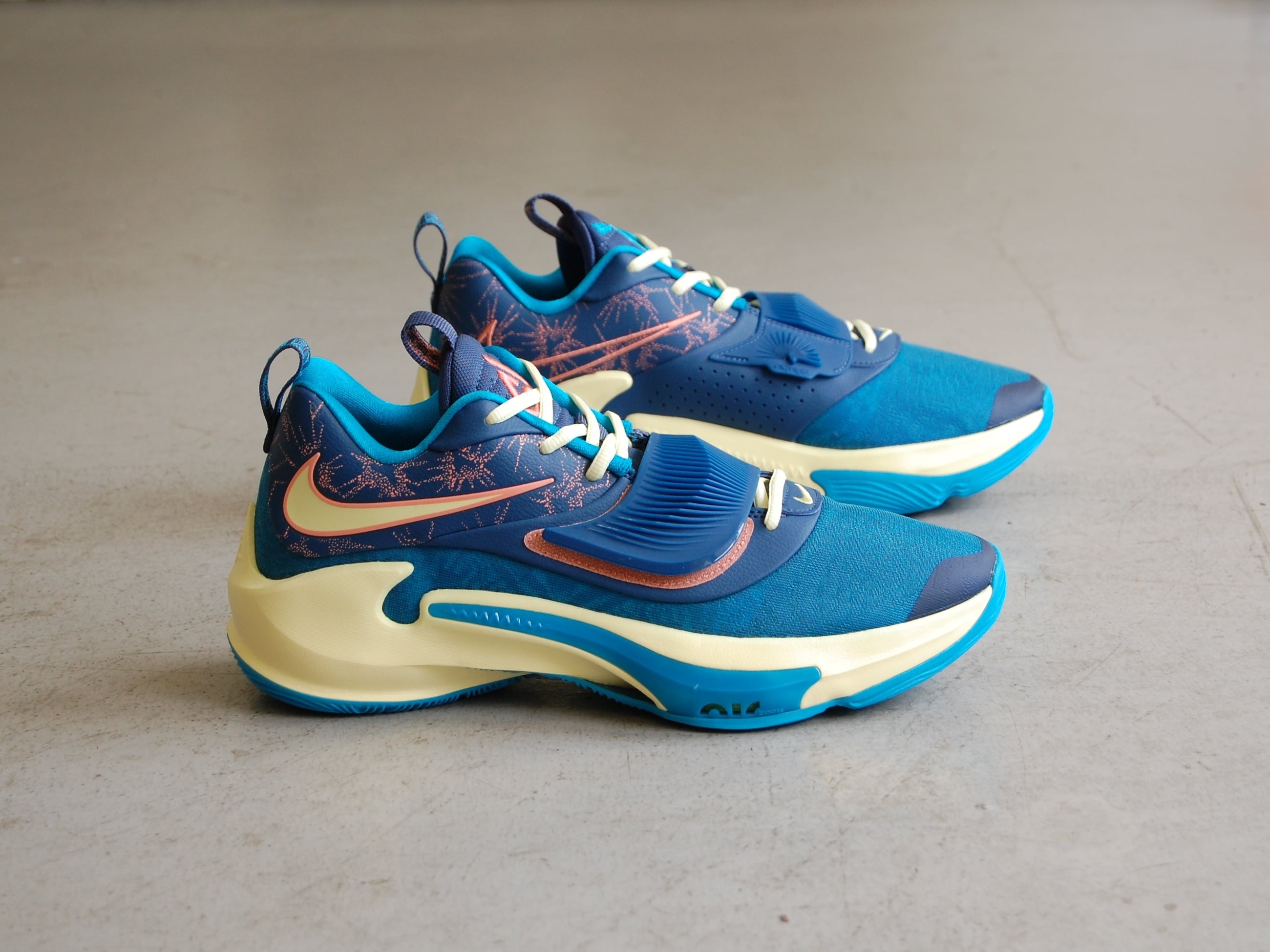 NIKE Zoom Freak 3 NRG Multi-Colour/Laser Blue/Crimson Bliss/Citron