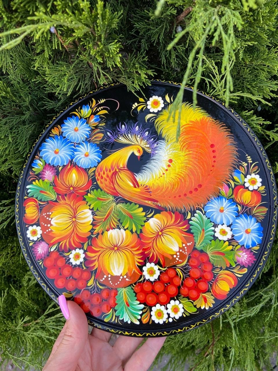 ペトリキウカ塗りのプレート（ホロベッツ）25cm | ウクライナ刺繍と