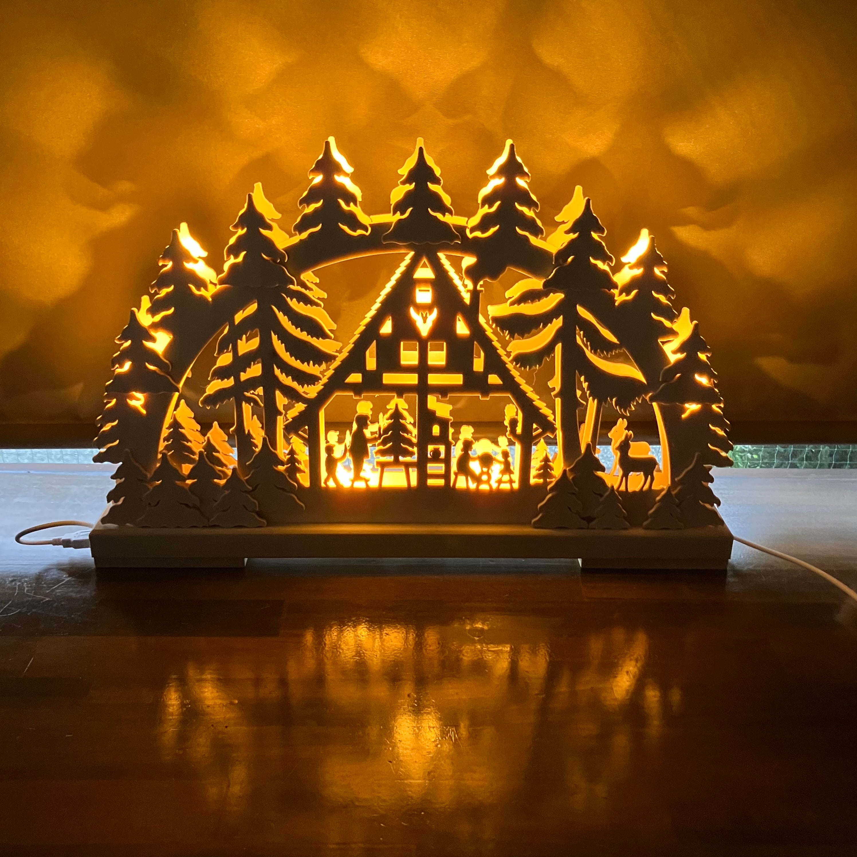 ラタグス社 / シュヴィップボーゲン クリスマスの森のお家USB仕様 | wg