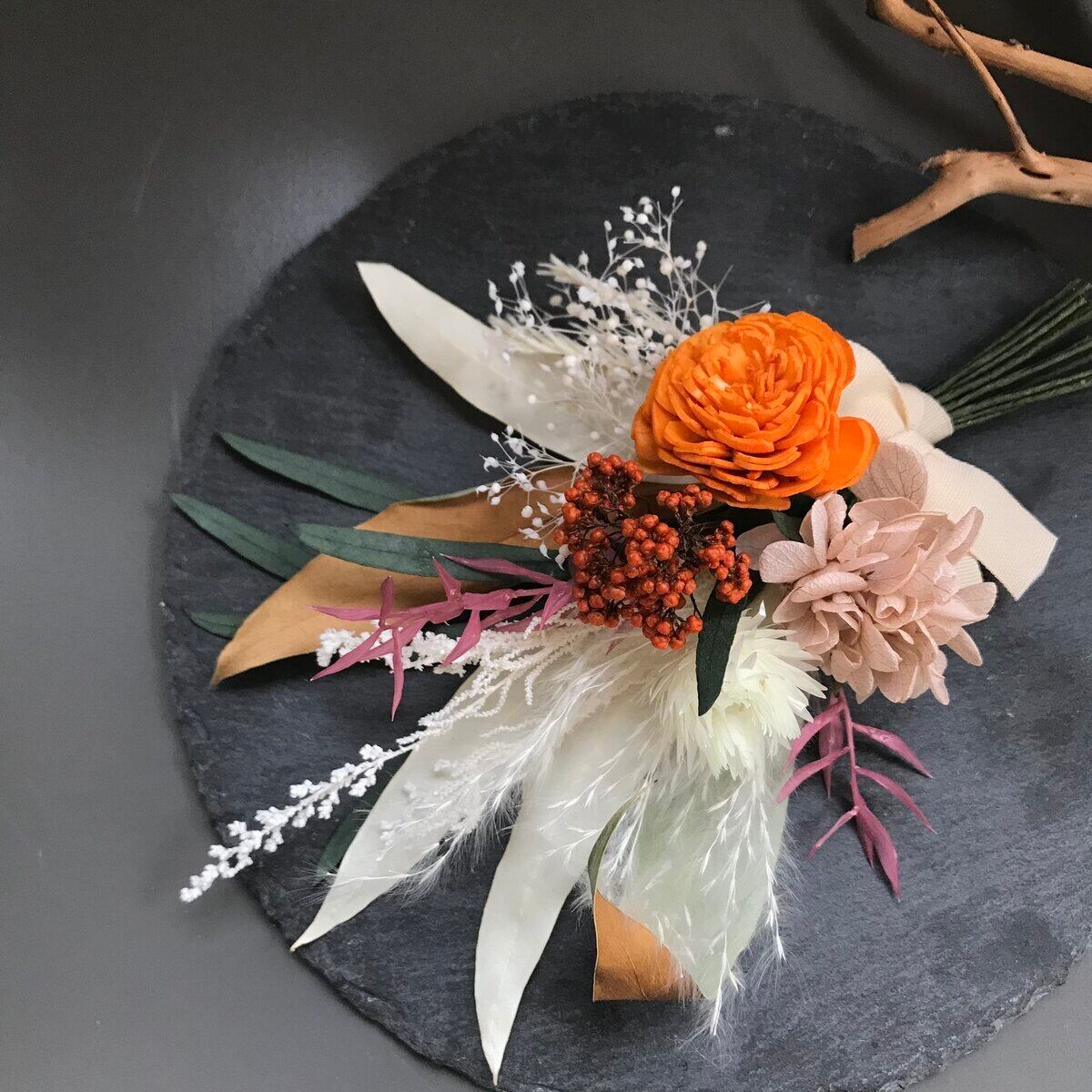 パンパス&ワイルドフラワーのちょっとカラフルなスワッグ（ブーケ）L