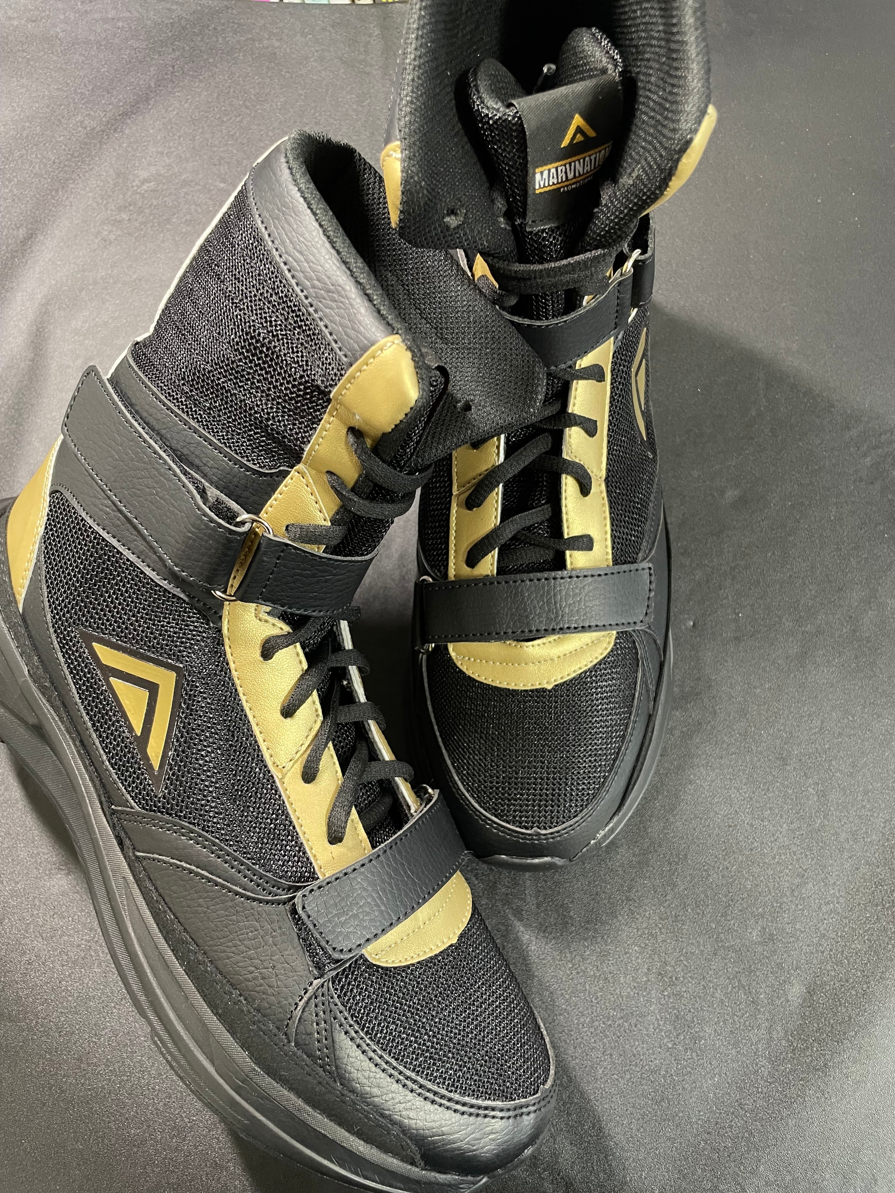 AdamsアダムスVトレーナー3.0 ブラック/ゴールド | ボクシング格闘技