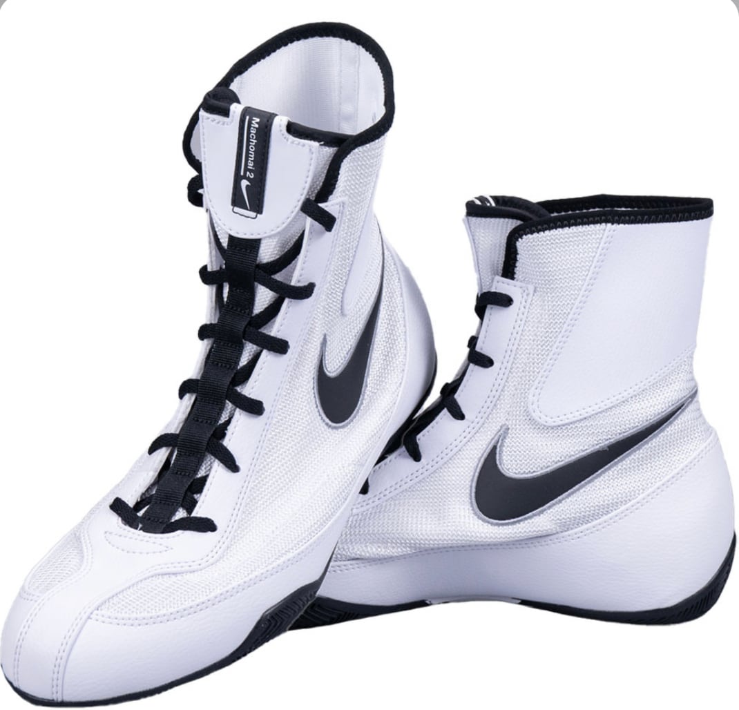 NIKEナイキマチョマイ2 ホワイト/ブラック/ウルフグレー NIKE MACHOMAI