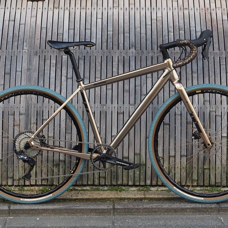 SELLE ITALIA】FLITE 1990 Titanium | Humhumhug Online Shop