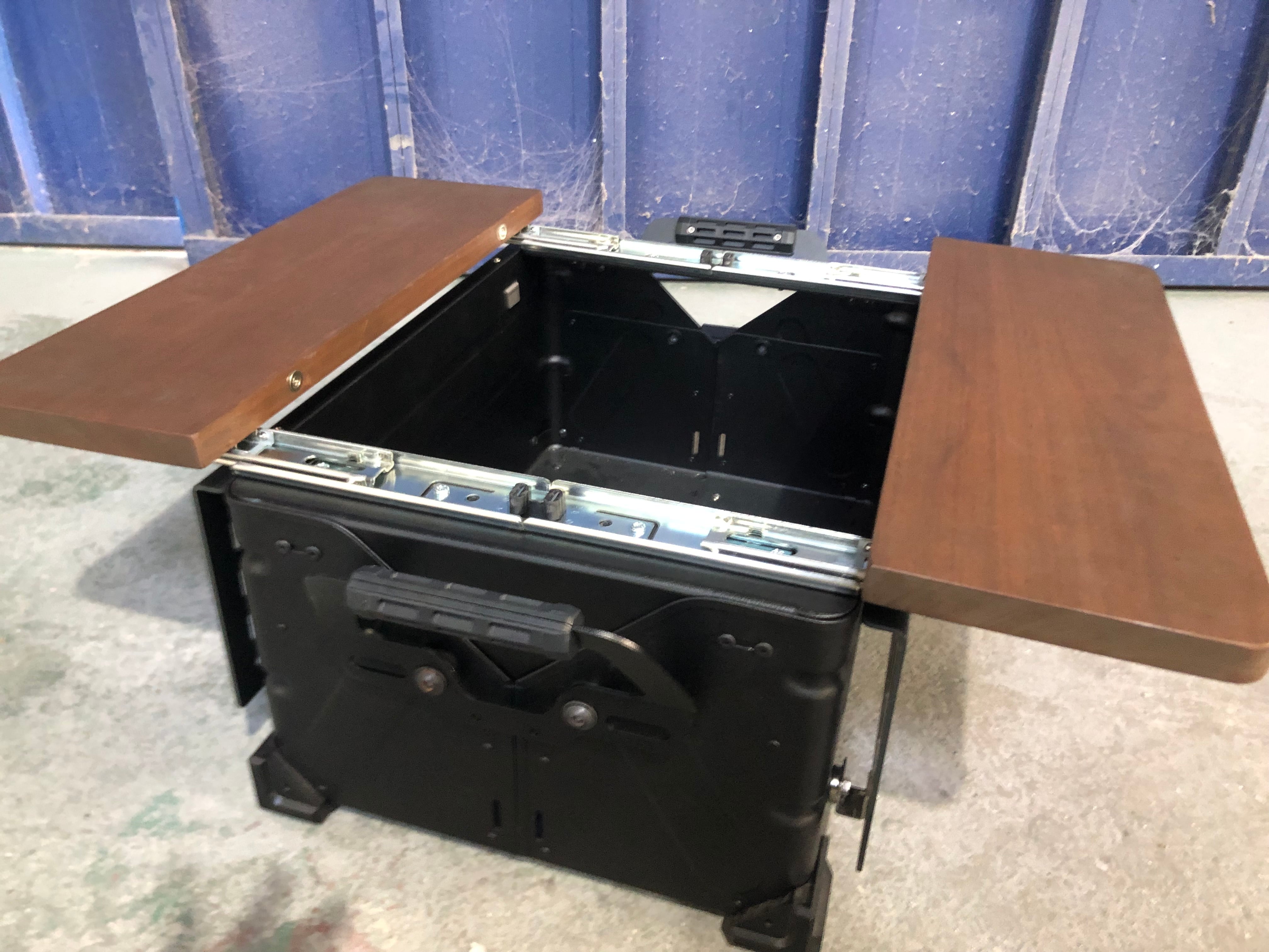 eb3b93950a54050dc4720579d5e985