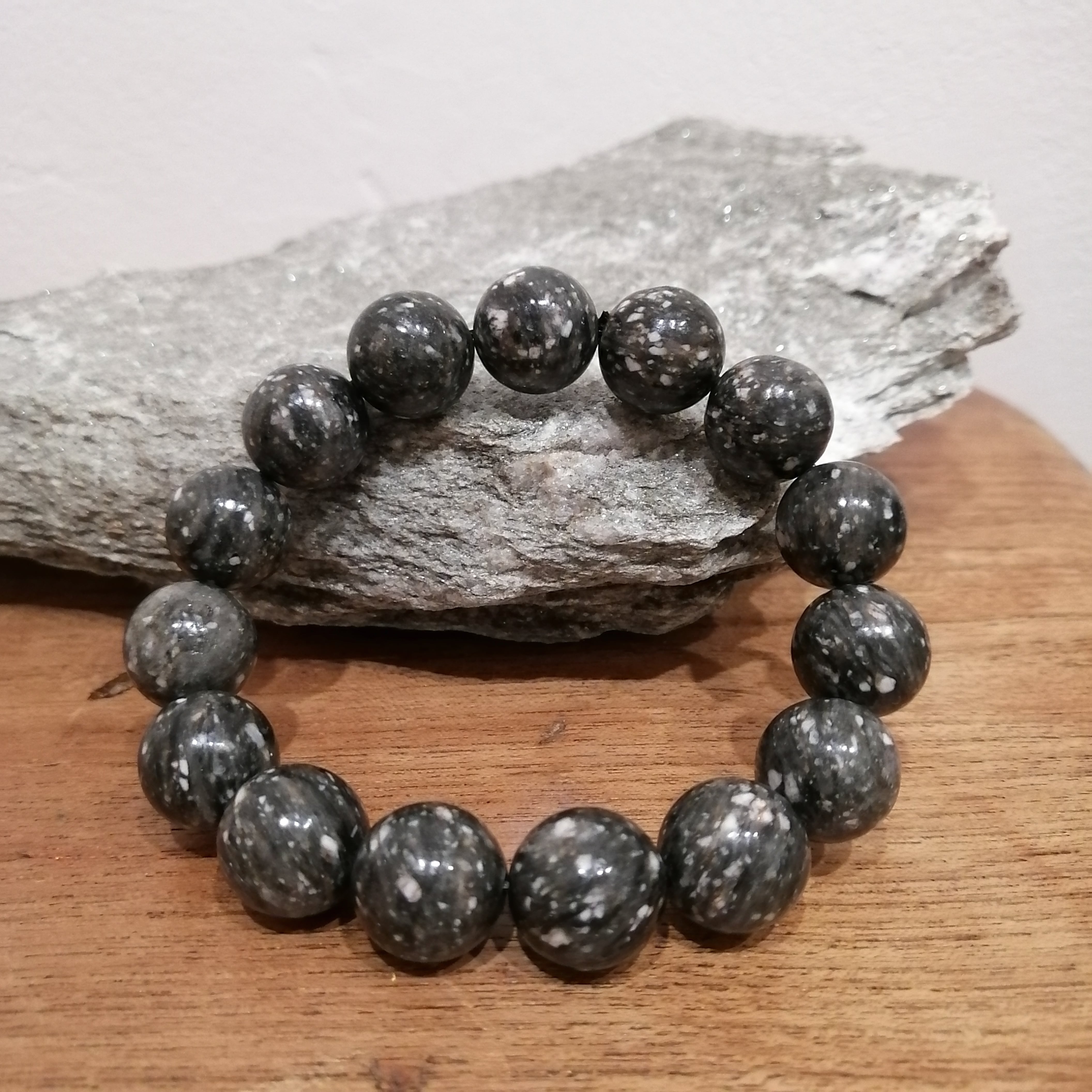 efe4ce2dae24ed085389b77d6c652a