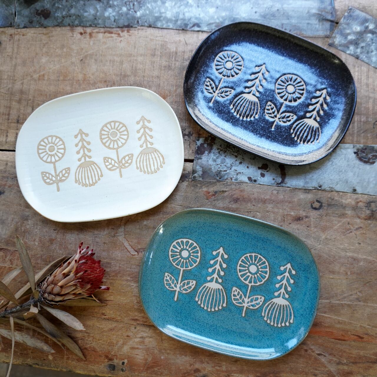 HANAtoHA ナデ角 大皿 瀬戸焼【日本製】 | コトノハ