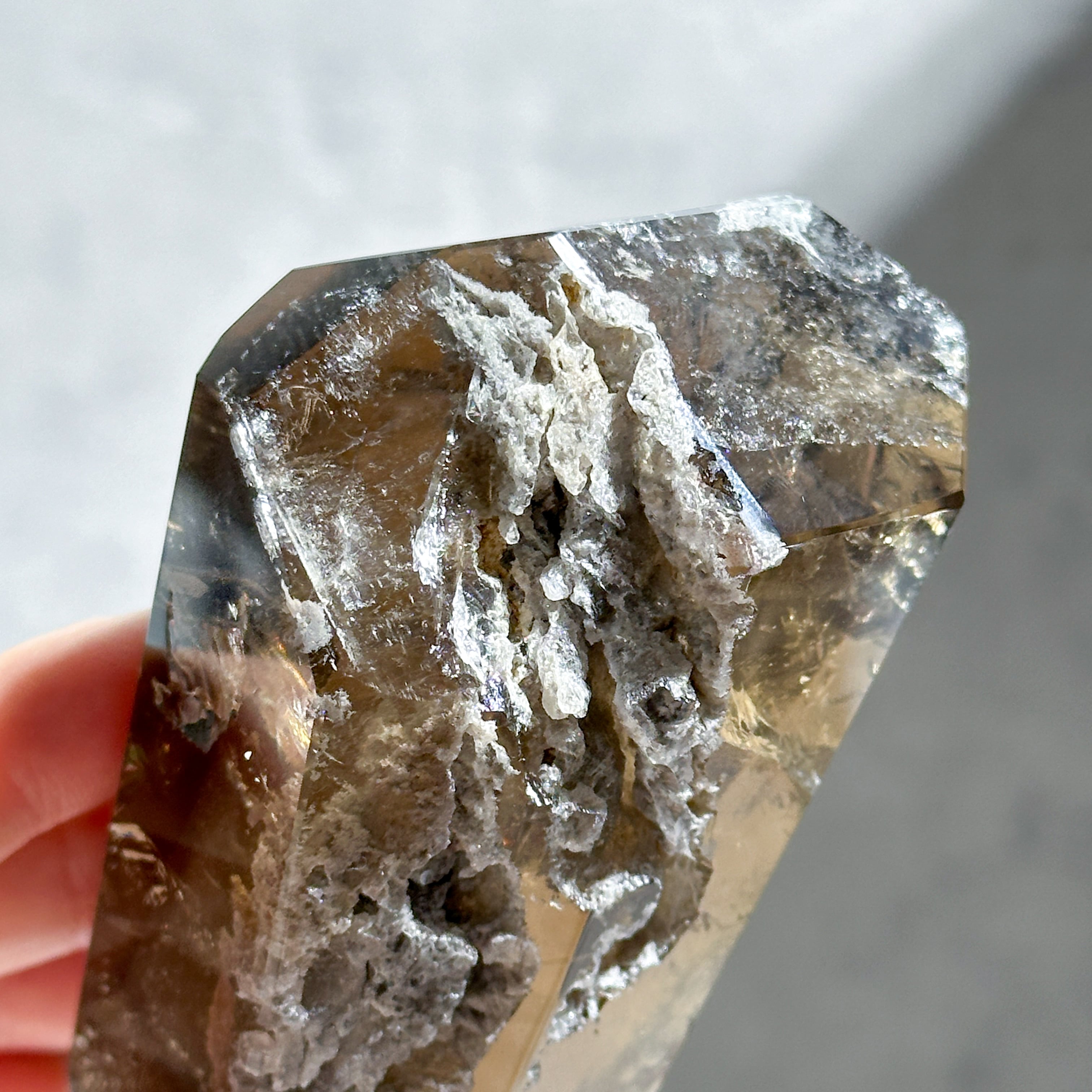 虹&ファントム入りスモーキークォーツ＊たまご型＊パワーストーン