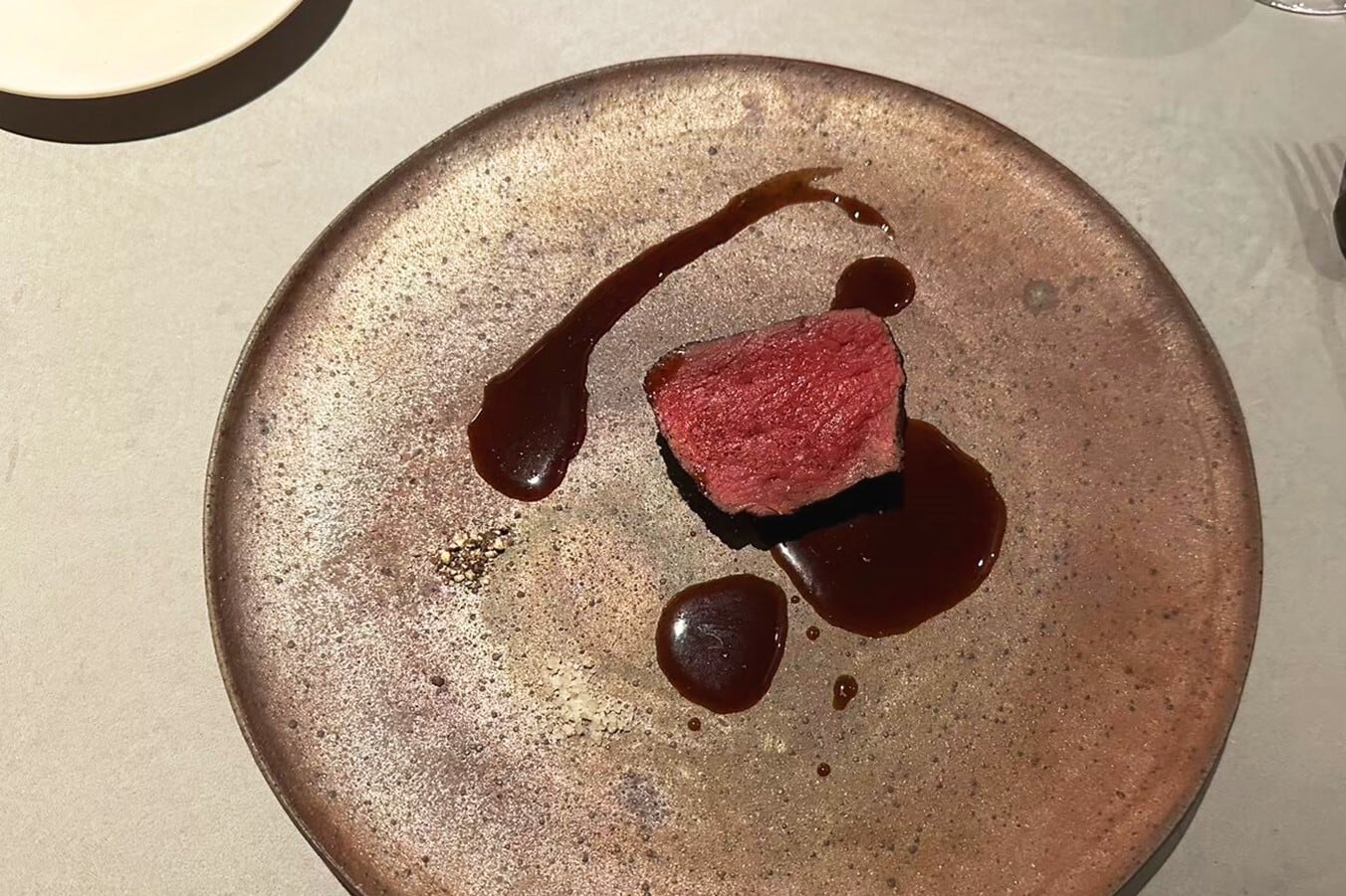 MORIYAMA クリスタルブラウン ラウンドトレー φ21.0cm | おしゃれな