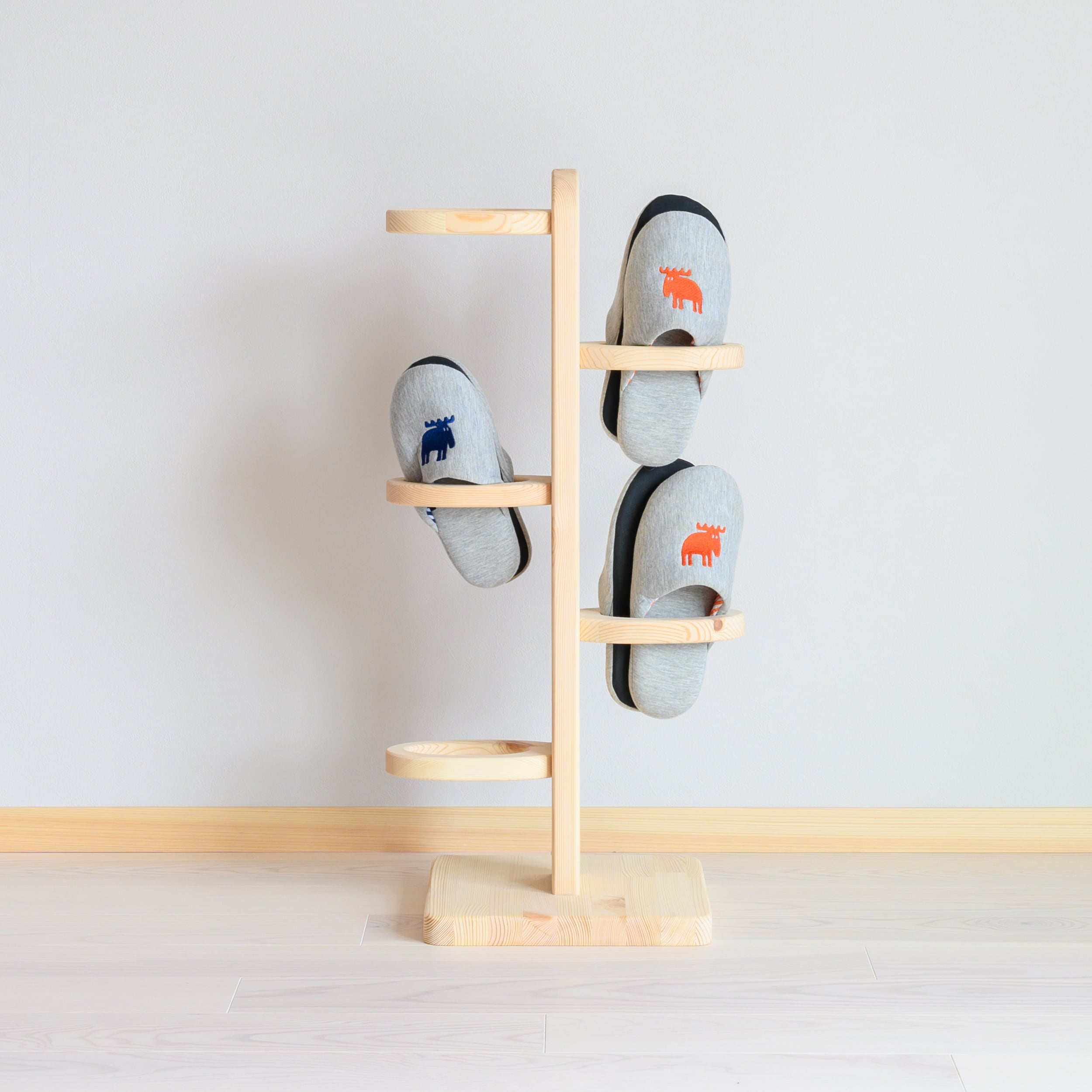 木製『スリッパスタンド』葉っぱのリング 木製ラック 玄関収納 木製