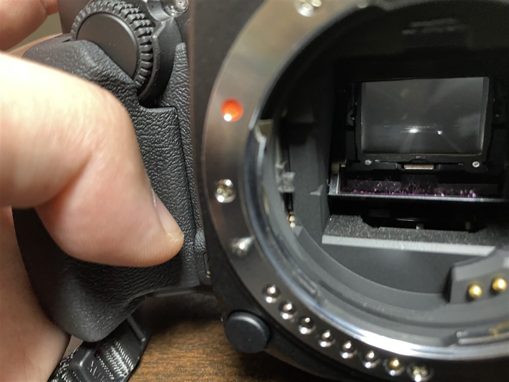 ミラーの汚れについて』 ペンタックス PENTAX KP ボディ のクチコミ