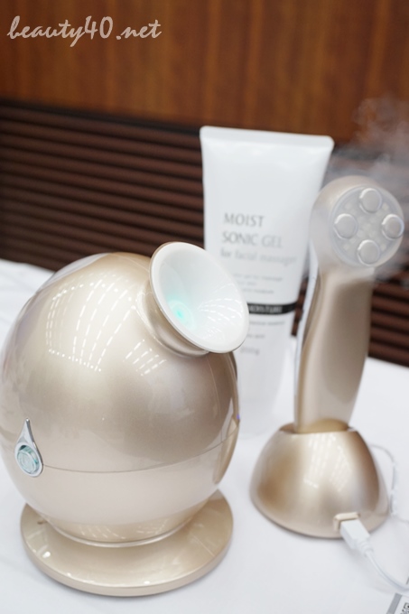 ビートップス「サロン・ド・リフト プロ」でEMS美顔器体験してきた感想