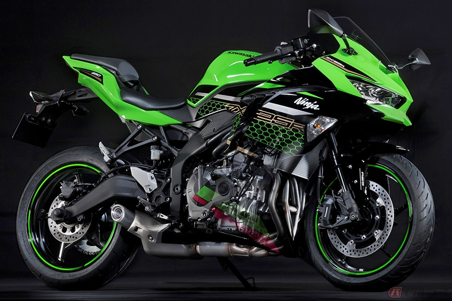 カワサキ250cc並列4気筒「Ninja ZX-25R」ニュージーランドで予約開始