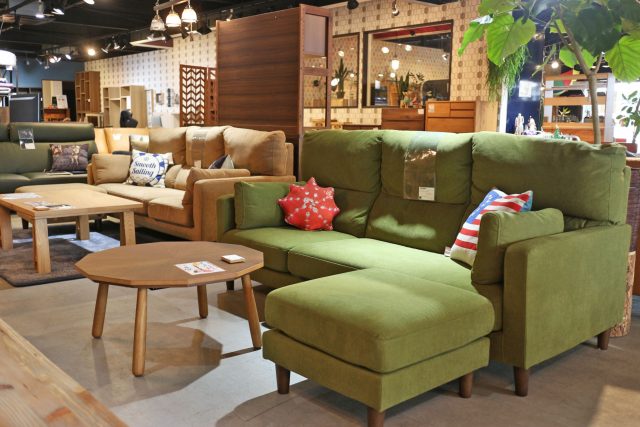 大きなソファ揃ってますよ！ | 【BOOMS】個性派家具専門店ブームス