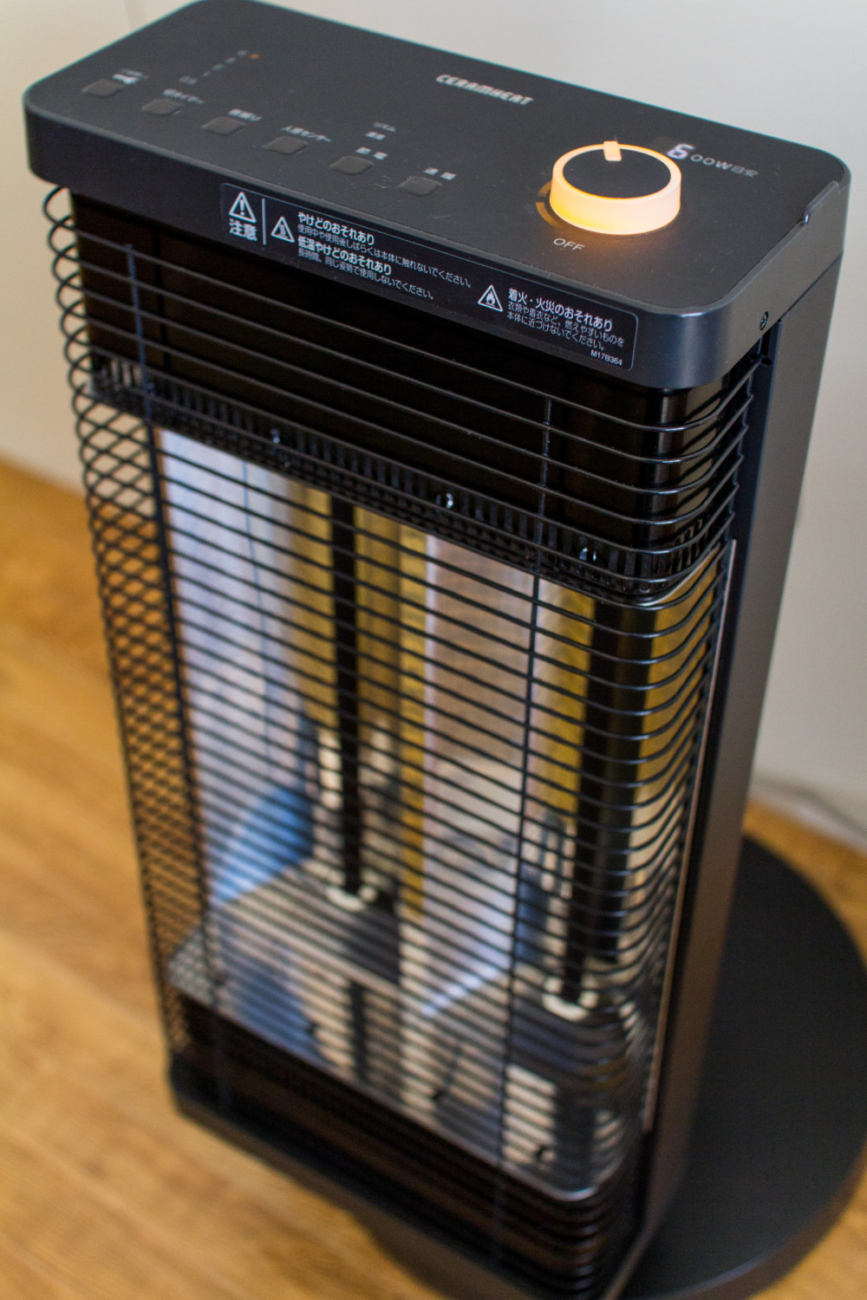 セラムヒート愛用レビュー】乾燥せず、ジンワリ暖かい、ダイキンの