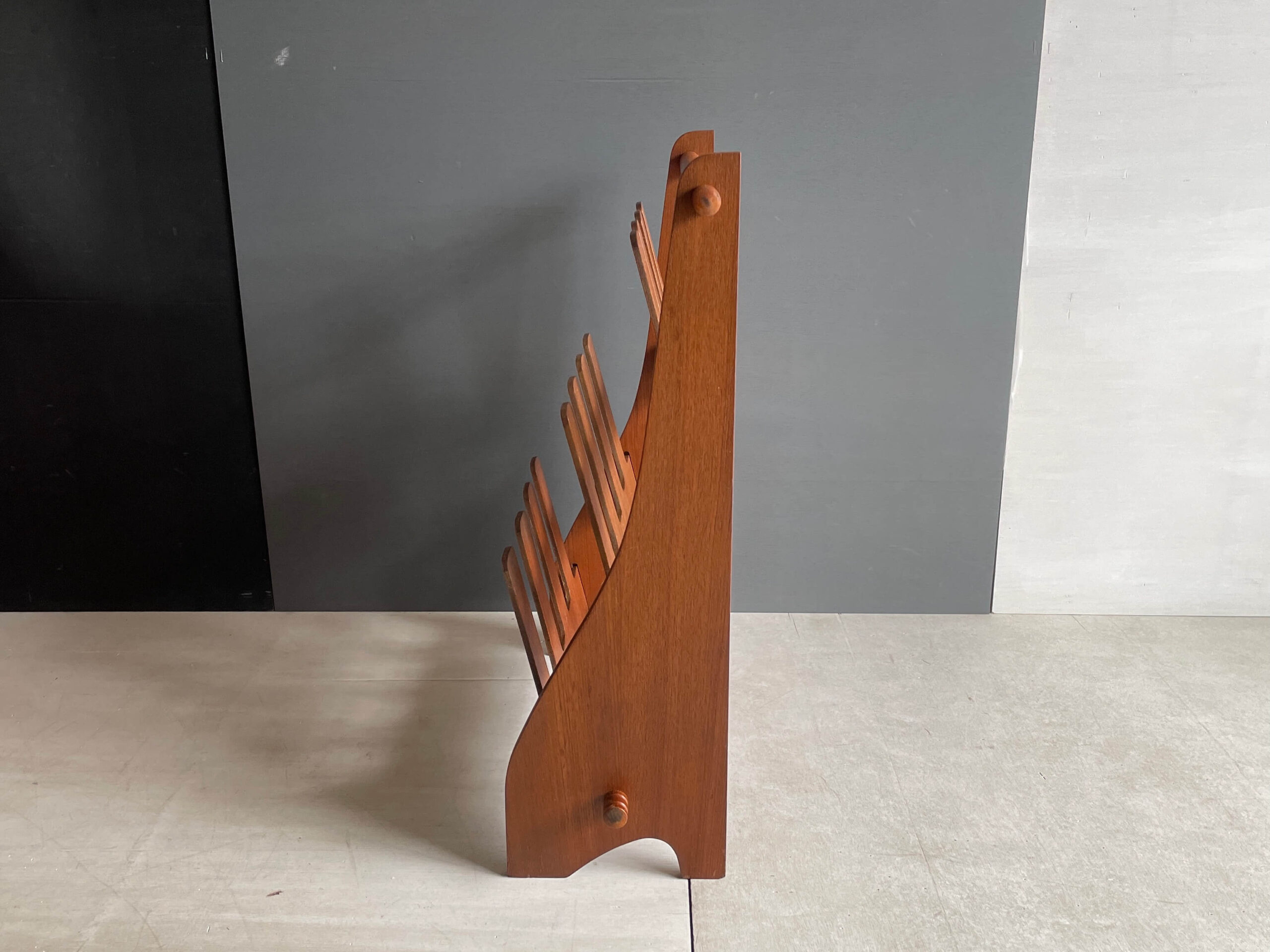 No.10479「チーク スリッパラック：サイトーウッド」高さ62.5cm SOLD