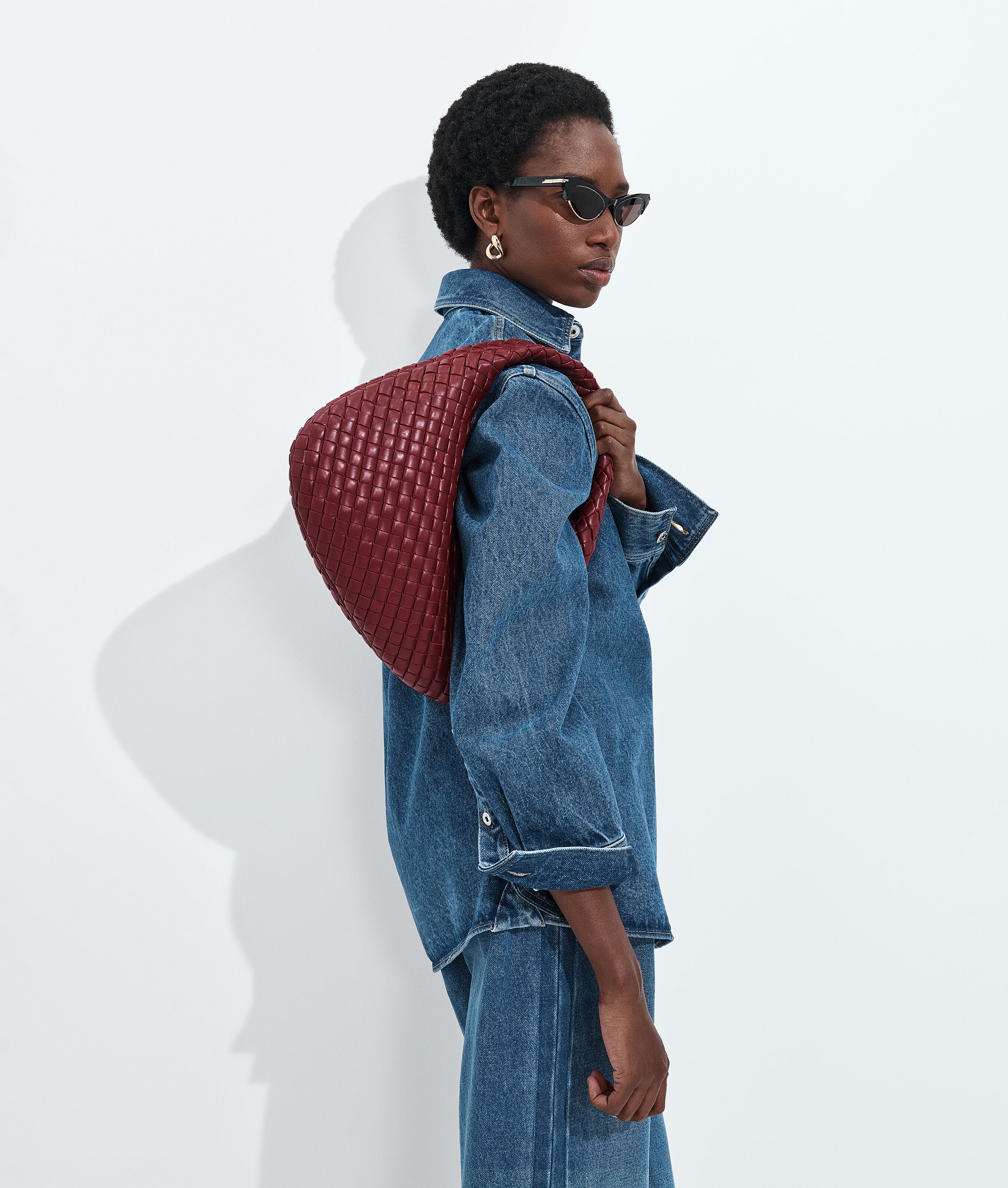 IPhone 16 Pro Max Case in Parakeet | Bottega Veneta US