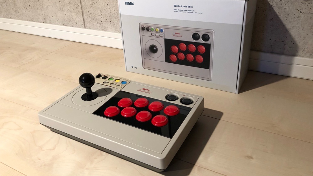 8Bitdo アーケードスティック for Switch & Windows レビュー | 無線で