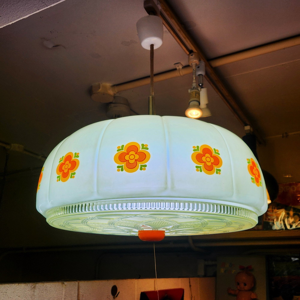 レトロポップな花柄のペンダントライト（天井照明） - [Sold Out]過去