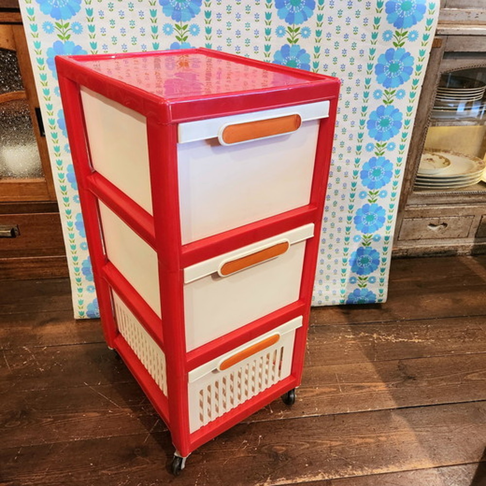 レトロポップなプラ製収納ボックス（キャスター付き） - [Sold Out