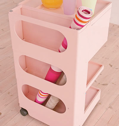 ライトピンク色をしたジョエコロンボ Boby Wagon(ボビーワゴン