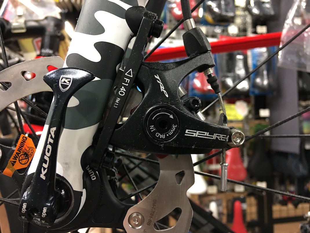 ロード用ディスクブレーキの3つのタイプ アクチュエーション方式による