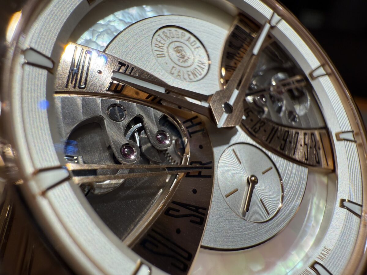 新作入荷】2025年新作「バイレトログラード カレンダー」実機レビュー