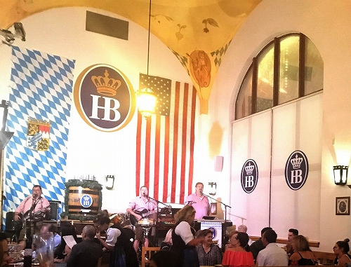 ラスベガス観光ブログ : 本場ドイツの味、ホフブロイハウス