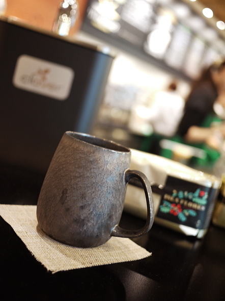 スターバックスのタンブラー達 : Starbucks Tumblers: 炭彩マグ BODY
