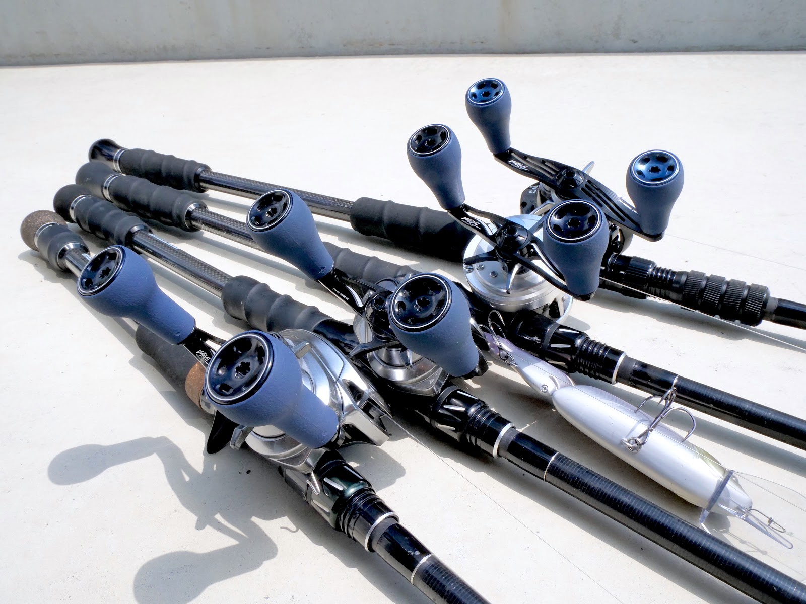 password:drt: VARIAL出荷~新色ノブ