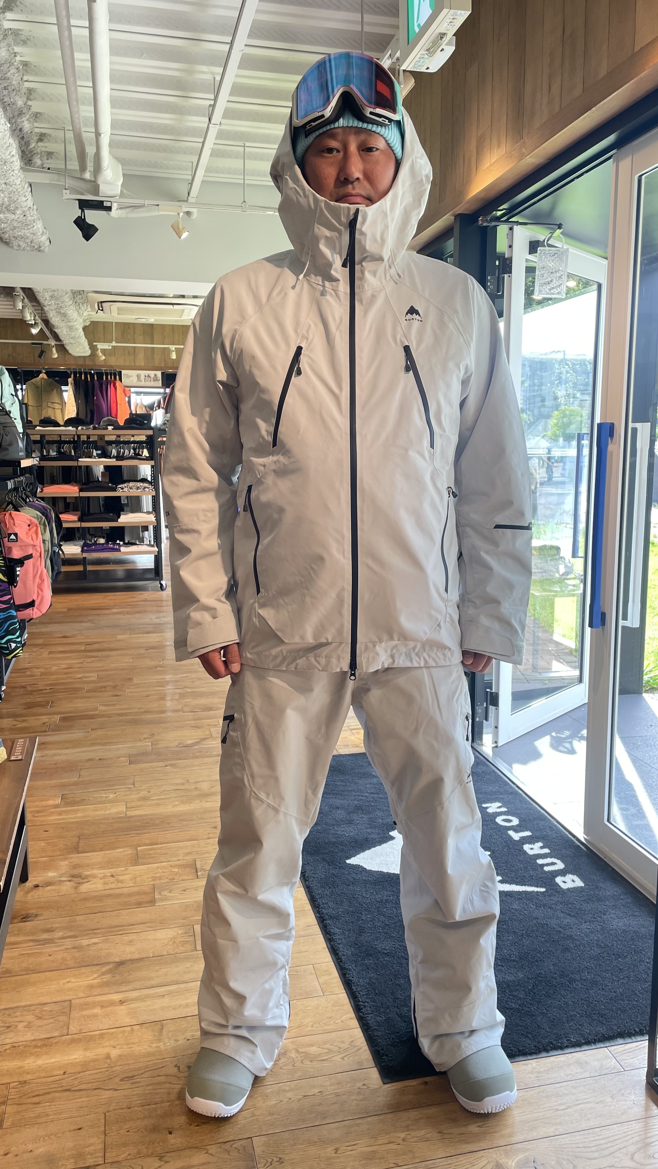 Burton(バートン)ストアスタッフオススメのスノーボードウェア