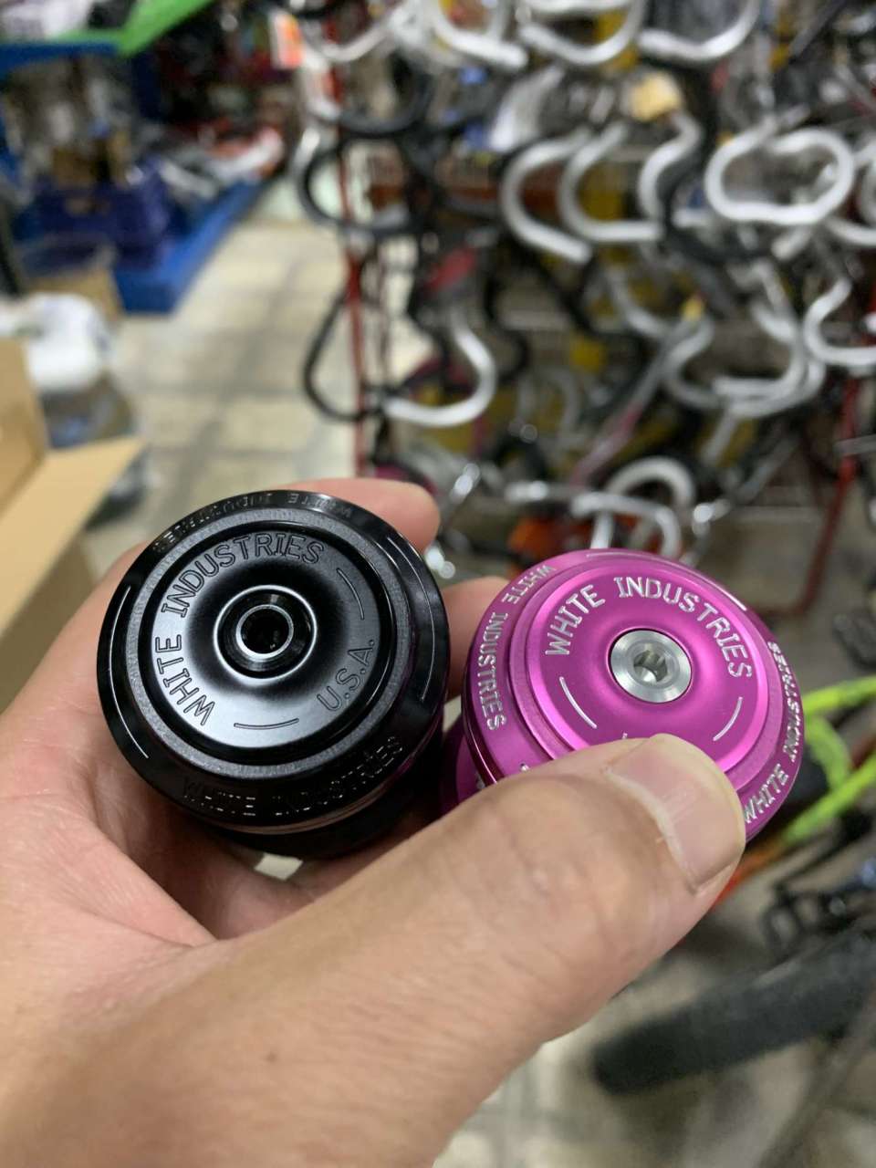 WHITE INDUSTRIES* ec34/ec44 headset (black) - BLUE LUG ONLINE STORE