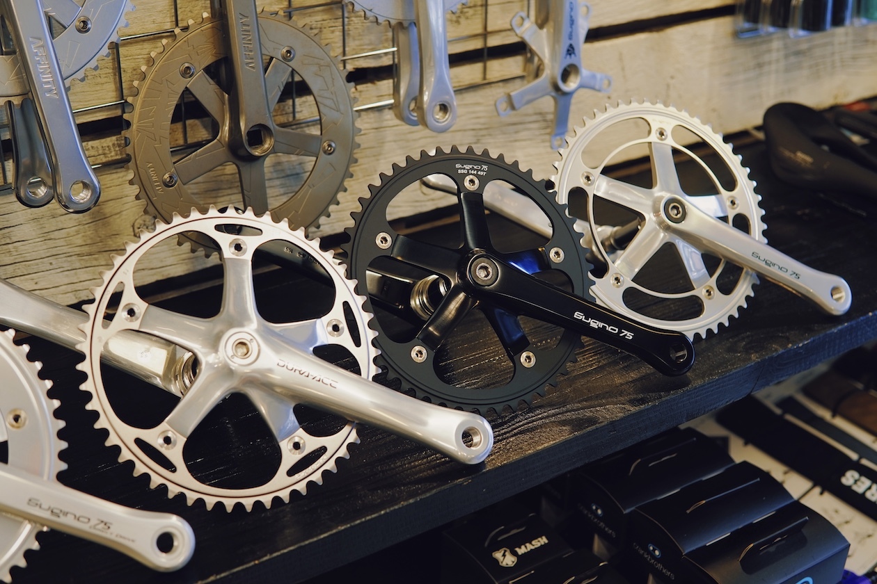 NJS OR NOT. | ブローチャーズ - BROTURES ONLINE STORE - ピスト