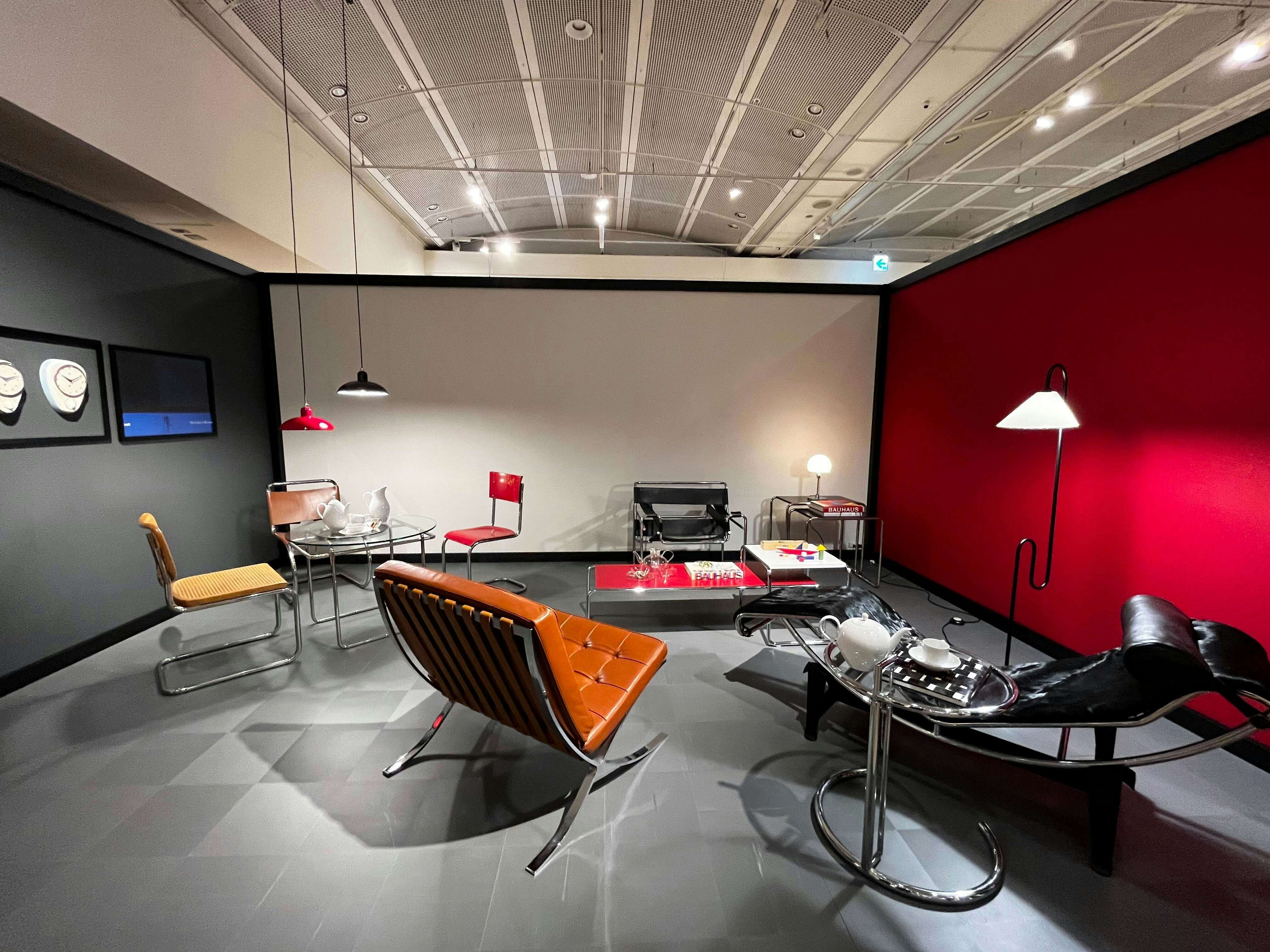 椅子とめぐる20世紀のデザイン展」（日本橋髙島屋S.C.本館）開幕