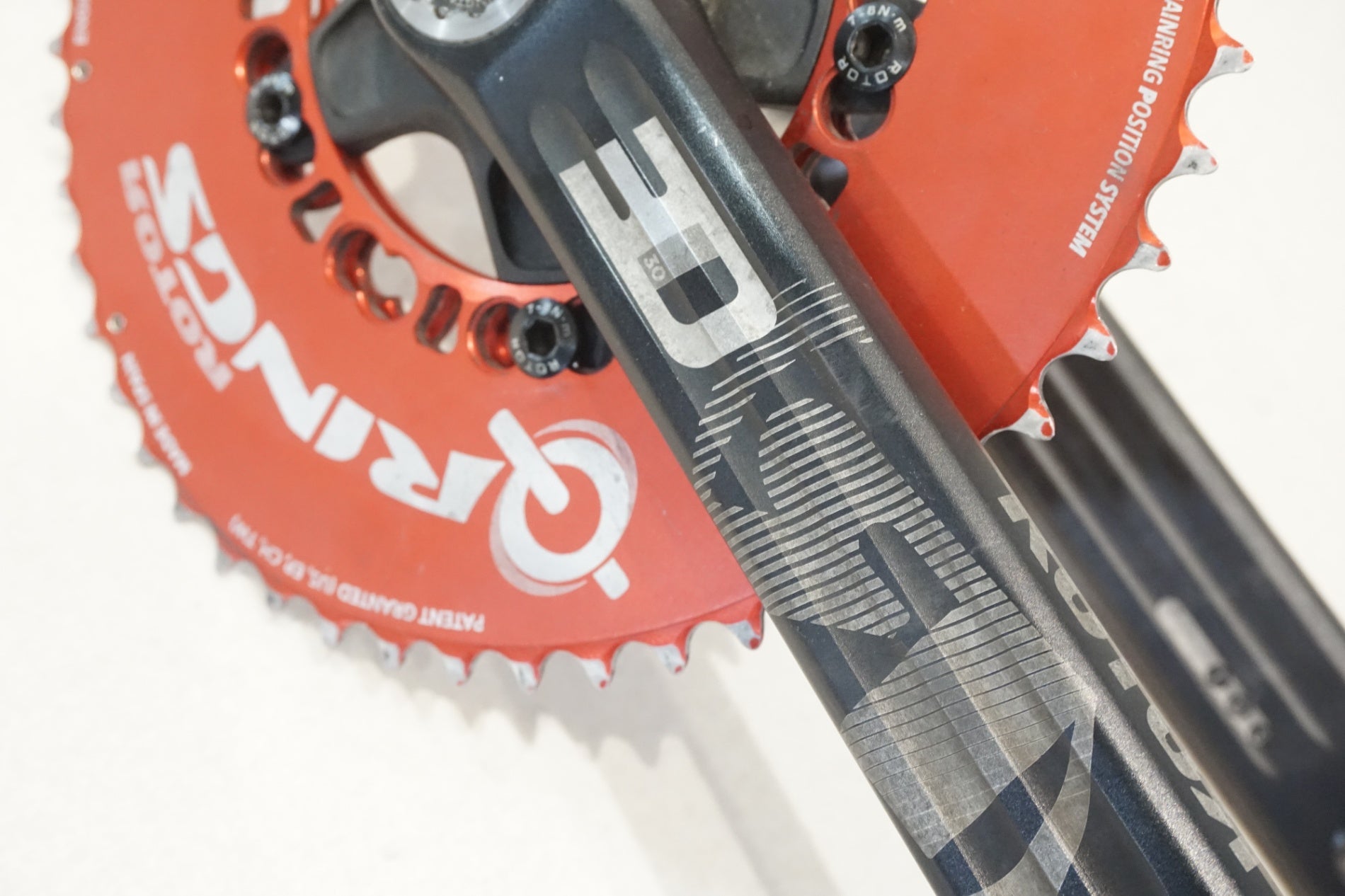 ROTOR 「ローター」 QRINGS 3D 52-36T 175mm クランクセット / 横浜